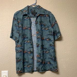 Men’s Warehouse shirt! Perfect for a party, honeymoon, or just to have!